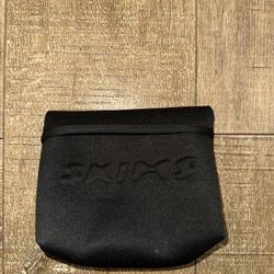 Skims Pouch