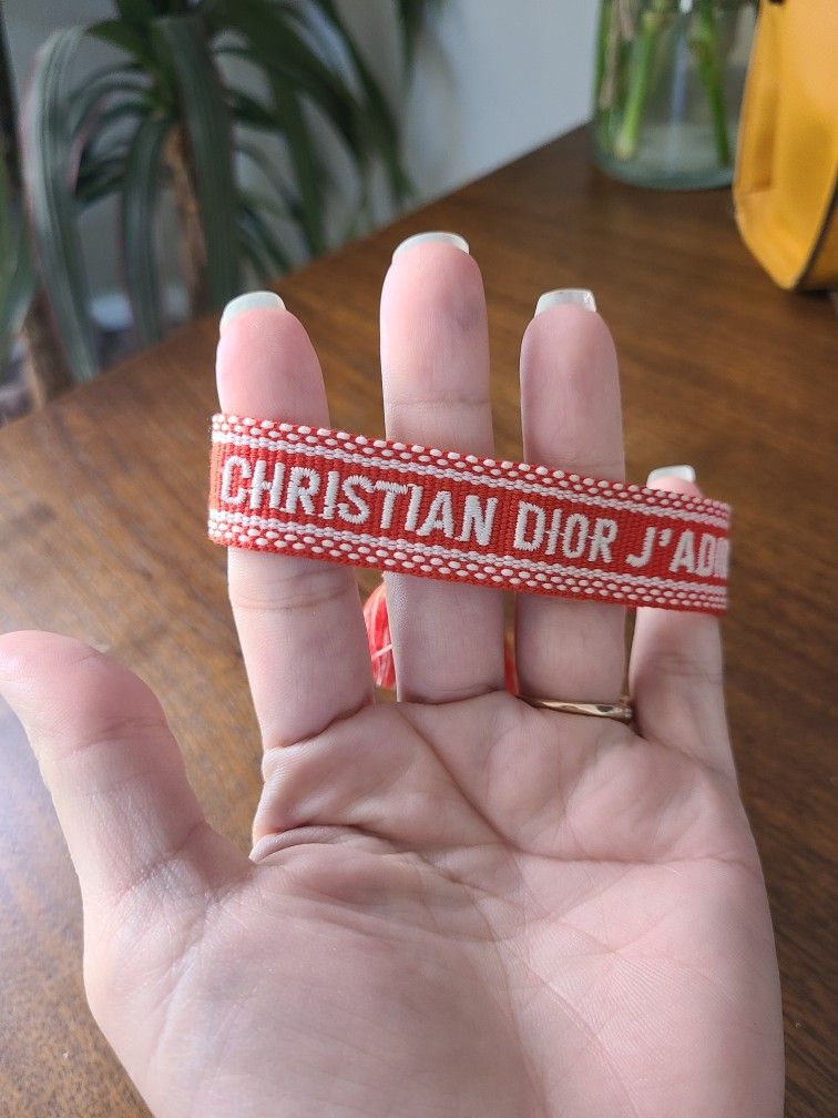 Bracelet