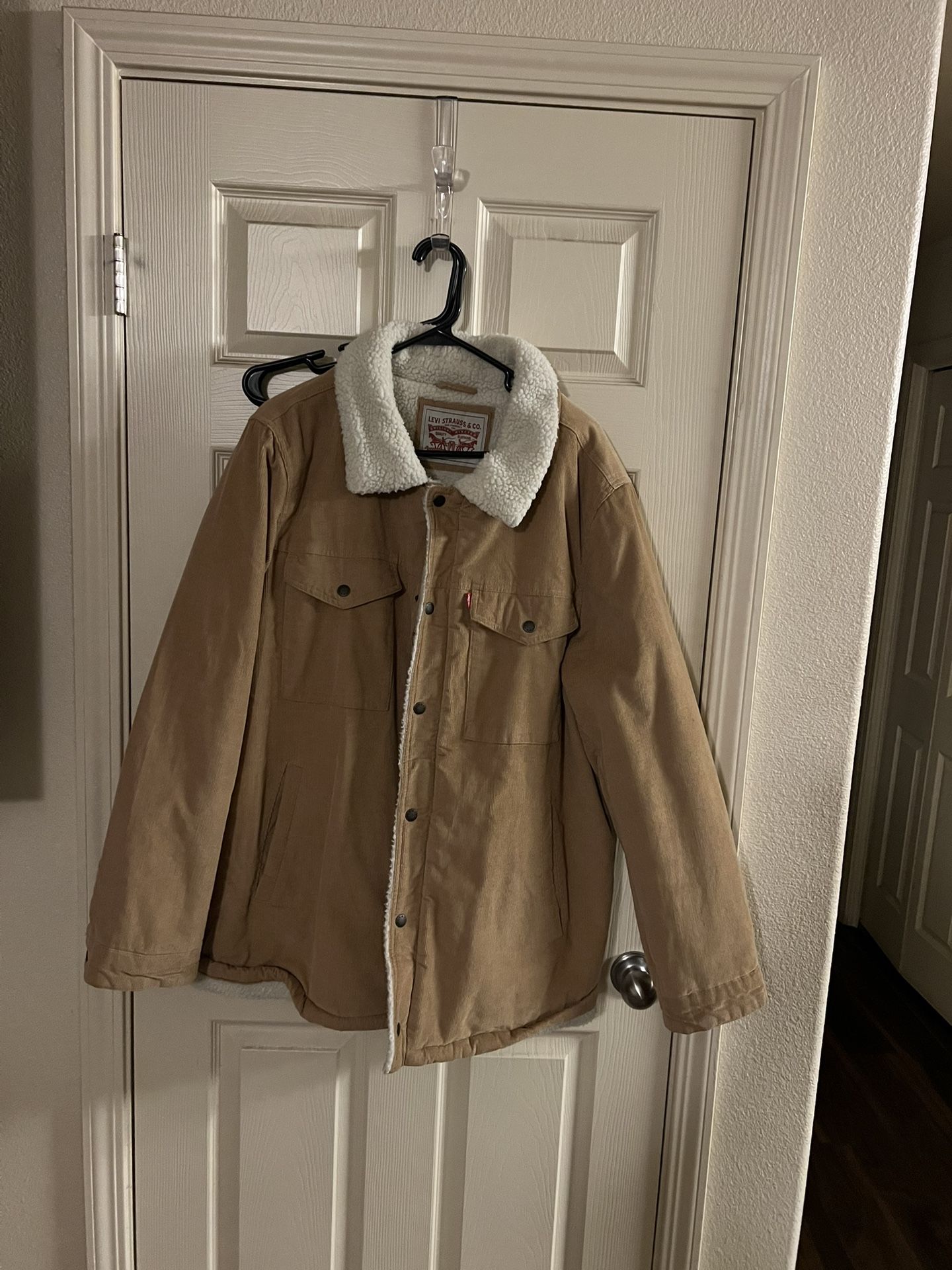 LEVIS SHERPA LINED JACKET