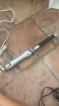 Beachwaver curling iron