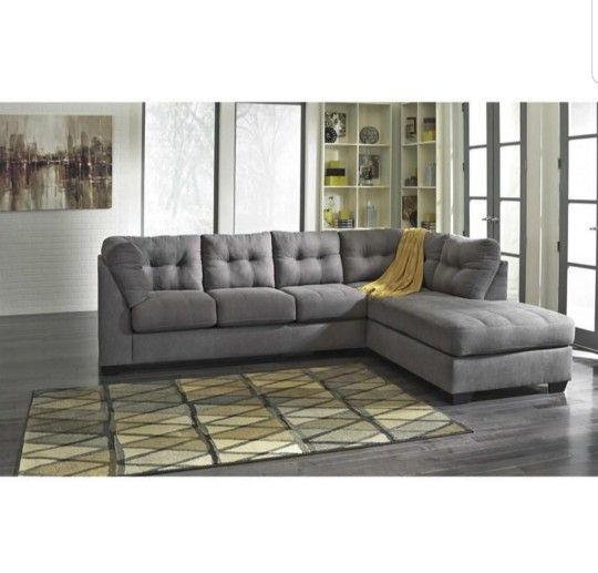 **NEW** SECTIONAL SOFA