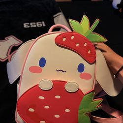 cinnamon roll backpack