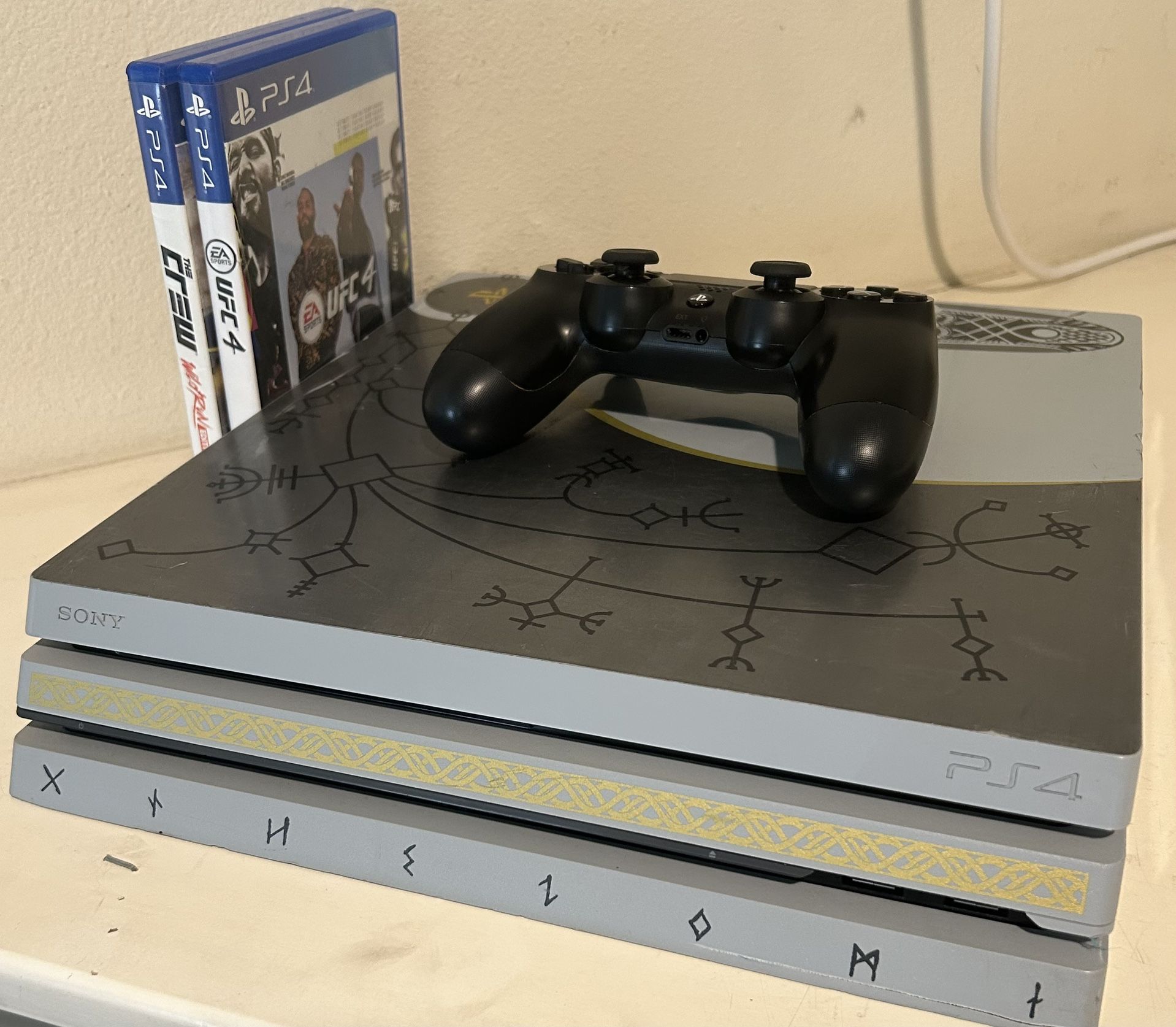 PS4 Pro God Of War Edition