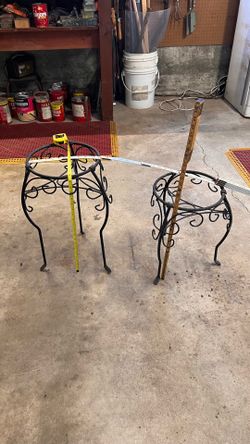 Steel pot stands. $10 each 2 for 15 👍