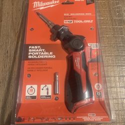 Milwaukee M12 12-Volt Lithium-Ion Cordless Soldering Iron (Tool-Only)