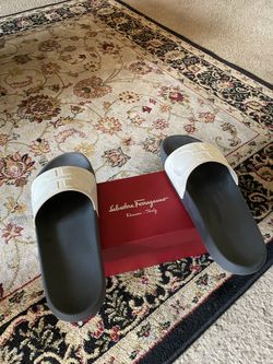 Ferragamo Men’s Flip Flops Size 14