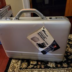 Atache notebook metal briefcase
