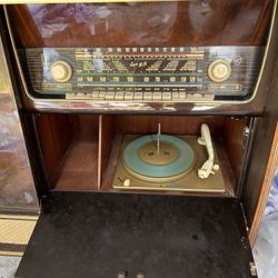 1959 Blaupunkt  Stereo Mid Century With Record Player 