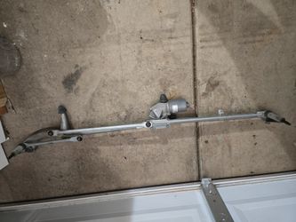 Front Windshield Wiper Linkage - 2013-2018 Ford C Max