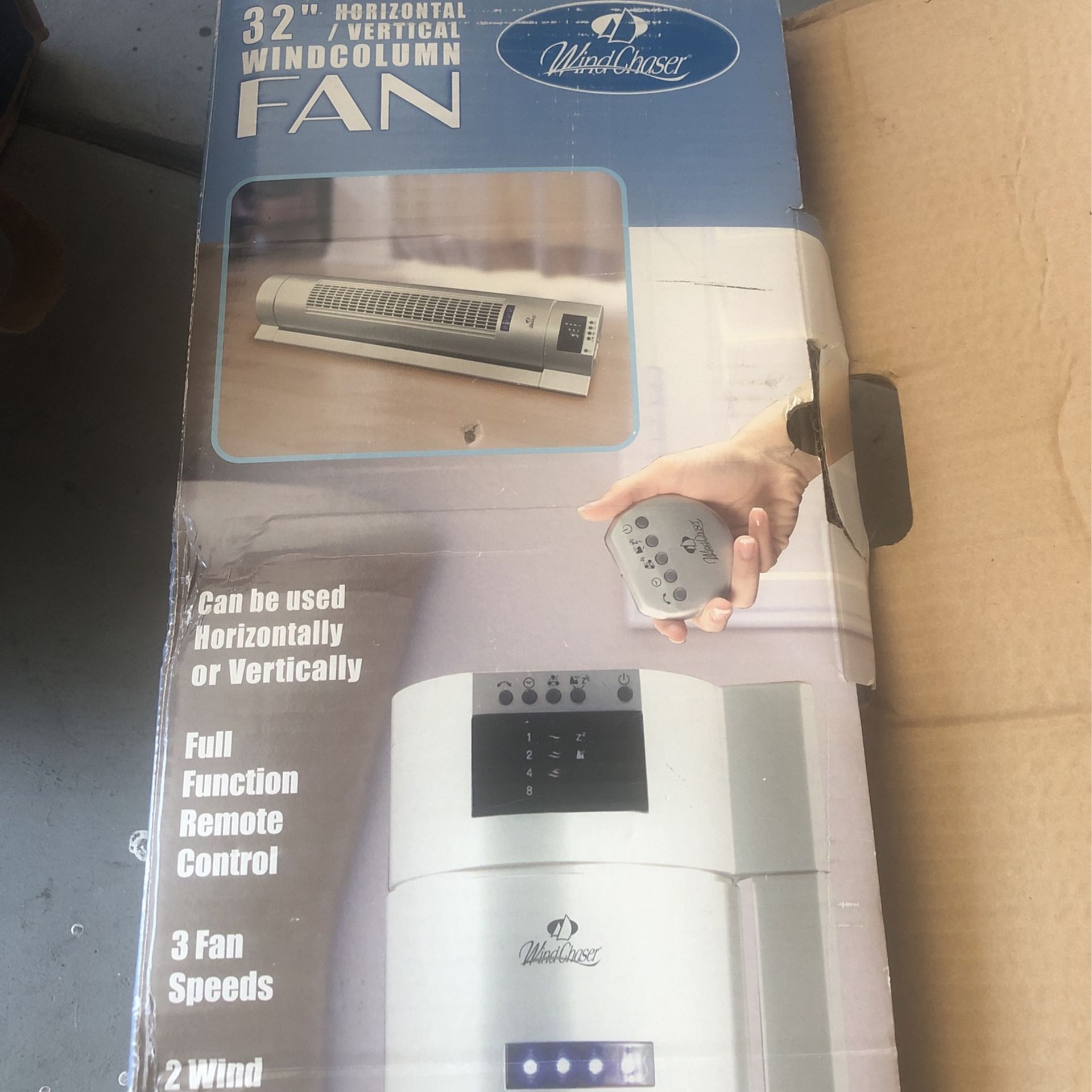32” Wind Chaser Fan With Remote