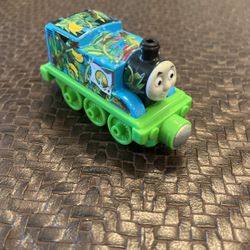 THOMAS THE TRAIN  JUNGLE ADVENTURE THOMAS  TAKE-N-PLAY DIE CAST METAL