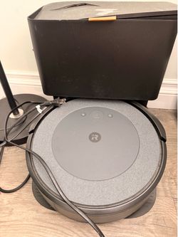 Robot vacuum and mop