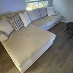 Sofa With Chaise 