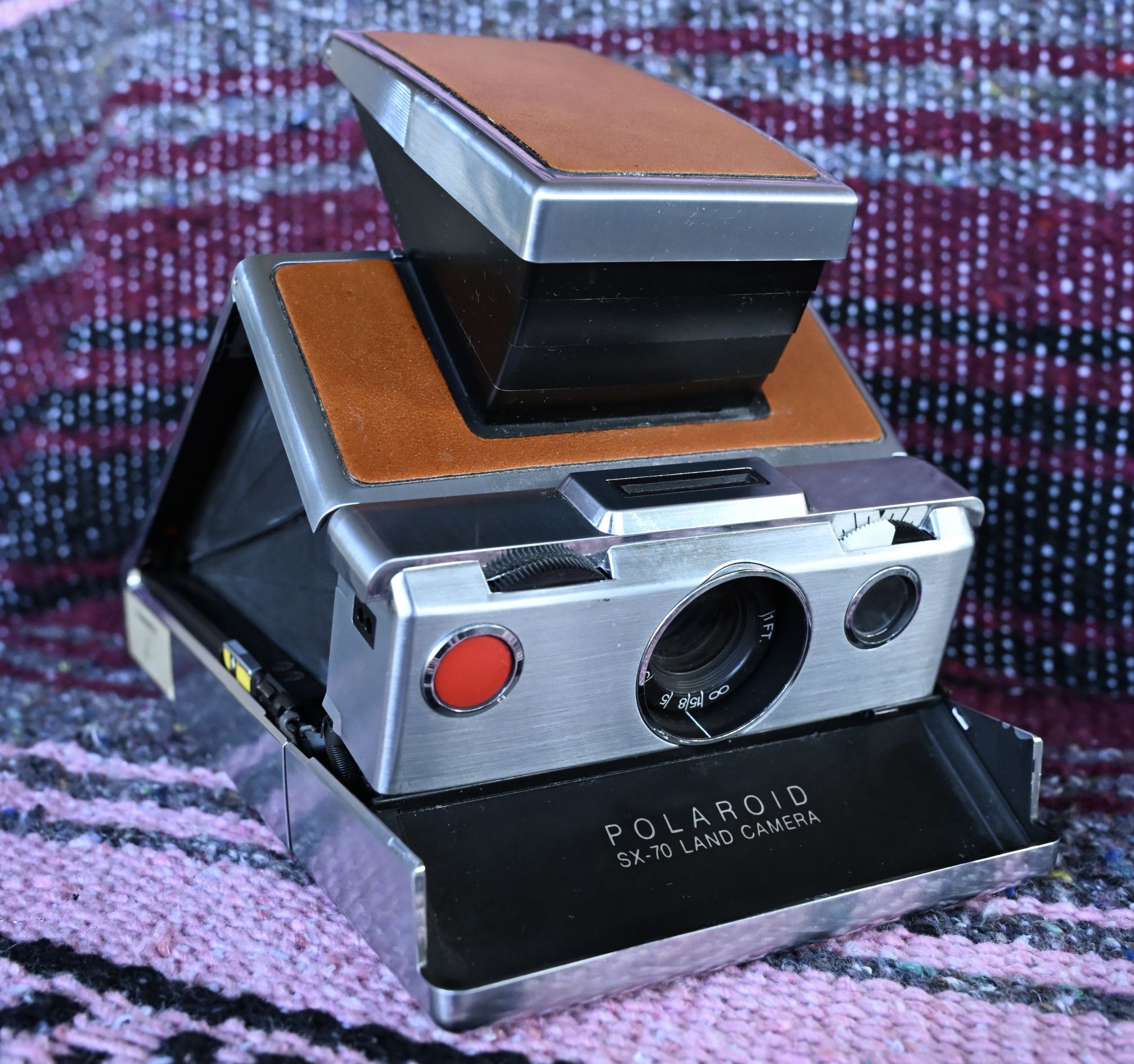 Vintage Polaroid SX-70 Camera