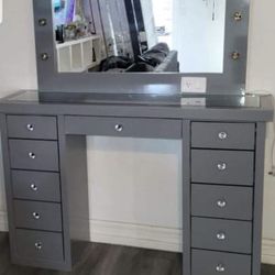 Makeup Vanity Set (brand New ) 