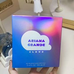 Ariana Grande Cloud Eau de Parfum – 3.4 fl oz (100ml)