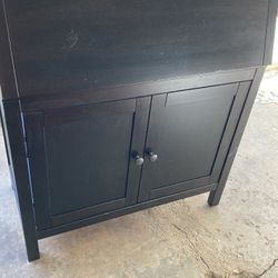 Really Elegant Bureau Style Desk 