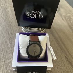 Movado Bold Men’s Watch Quartz Leather New