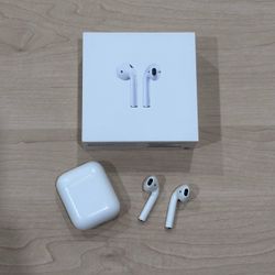 Apple AirPods 2nd Generation