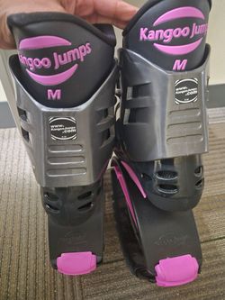 Kangoo Jumps KJ XR3 SE rebound boots in a black and pink colorway