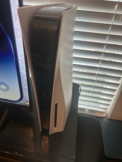 Ps5 with controller (Tv included for extra 150)