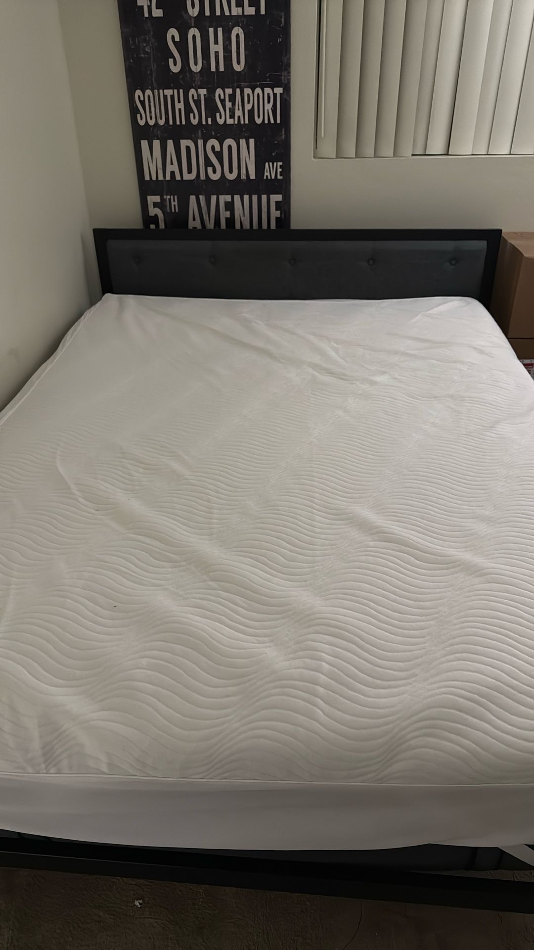 Queen Metal Bed frame