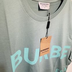 Men Burberry T Shirt Size Large 
