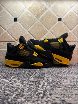 -Jordan 4s “Yellow thunder” -Size 9M -Used  -Rep box  -Shipping available less