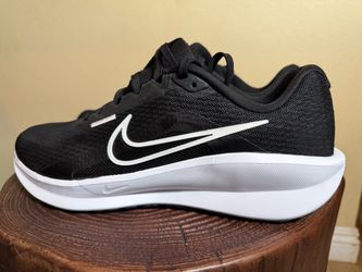 Nike Running Sneakers Black and White
