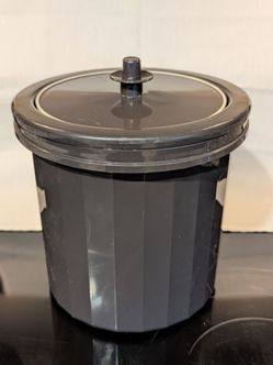 Vintage Tupperware ice bucket