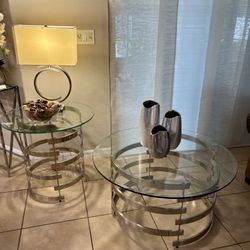 coffee table and end table