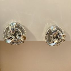 Vintage Lisner Silver Tone Clip-on Earrings