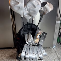 Men’s  RIGHT Handed KNIGHT Tech Plus  14 pc Golf Club set, with Belding Sport Balance Golf Bag w/stand