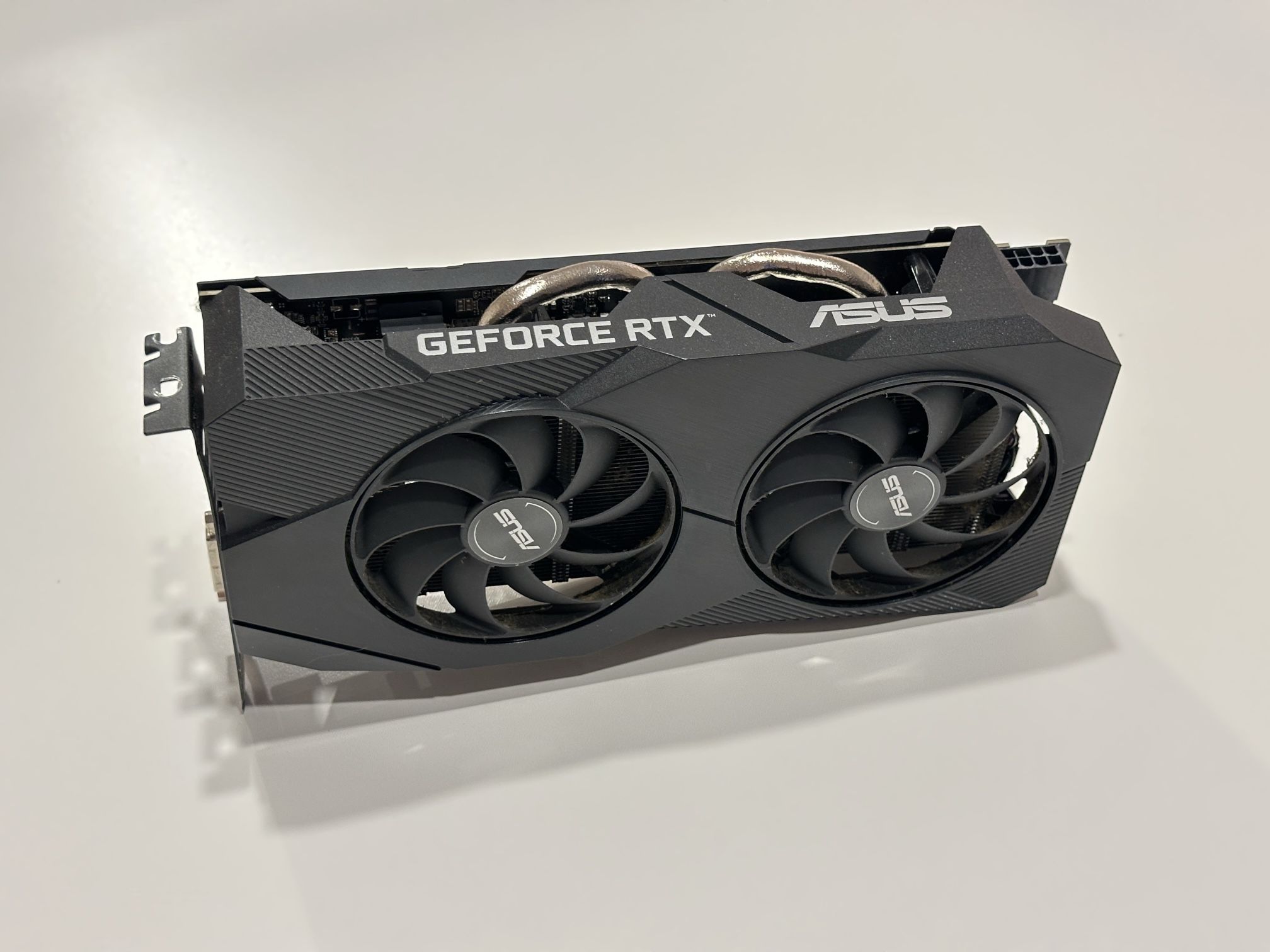 ASUS Dual GeForce RTX 2060 EVO