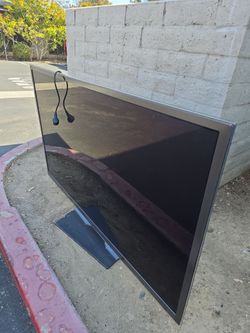 Samsung 65" TV