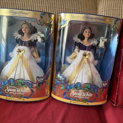 Snow White Dolls