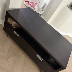 Tv Stand With Wheels 