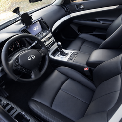 2007 infiniti g35, black & chrome rims