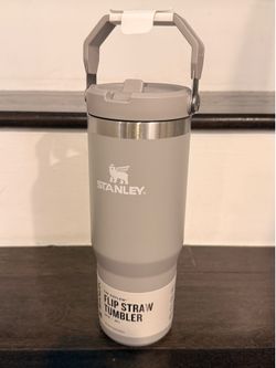 NEW Stanley The IceFlow Flip Straw Tumbler 30 OZ - Ash color ($25)