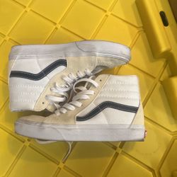 Near Brand New High Top Vans Sk8 Hi Size 4M / 5.5W
