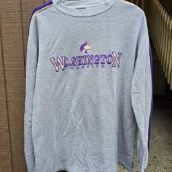 Y2k Washington huskies crew size medium fits large
