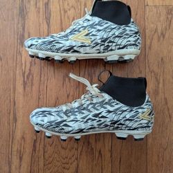 Soccer Cleats Size 4.5