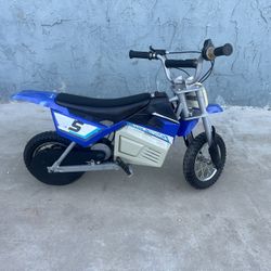Razor Kids Electric Dirt Bike 