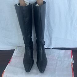 Not Too Tall Black Boots 71/2- Reduced From 35 To 25 