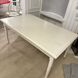 Dining Table & 5 Matching Dining Chairs