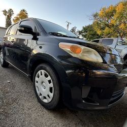 2010 Scion xD