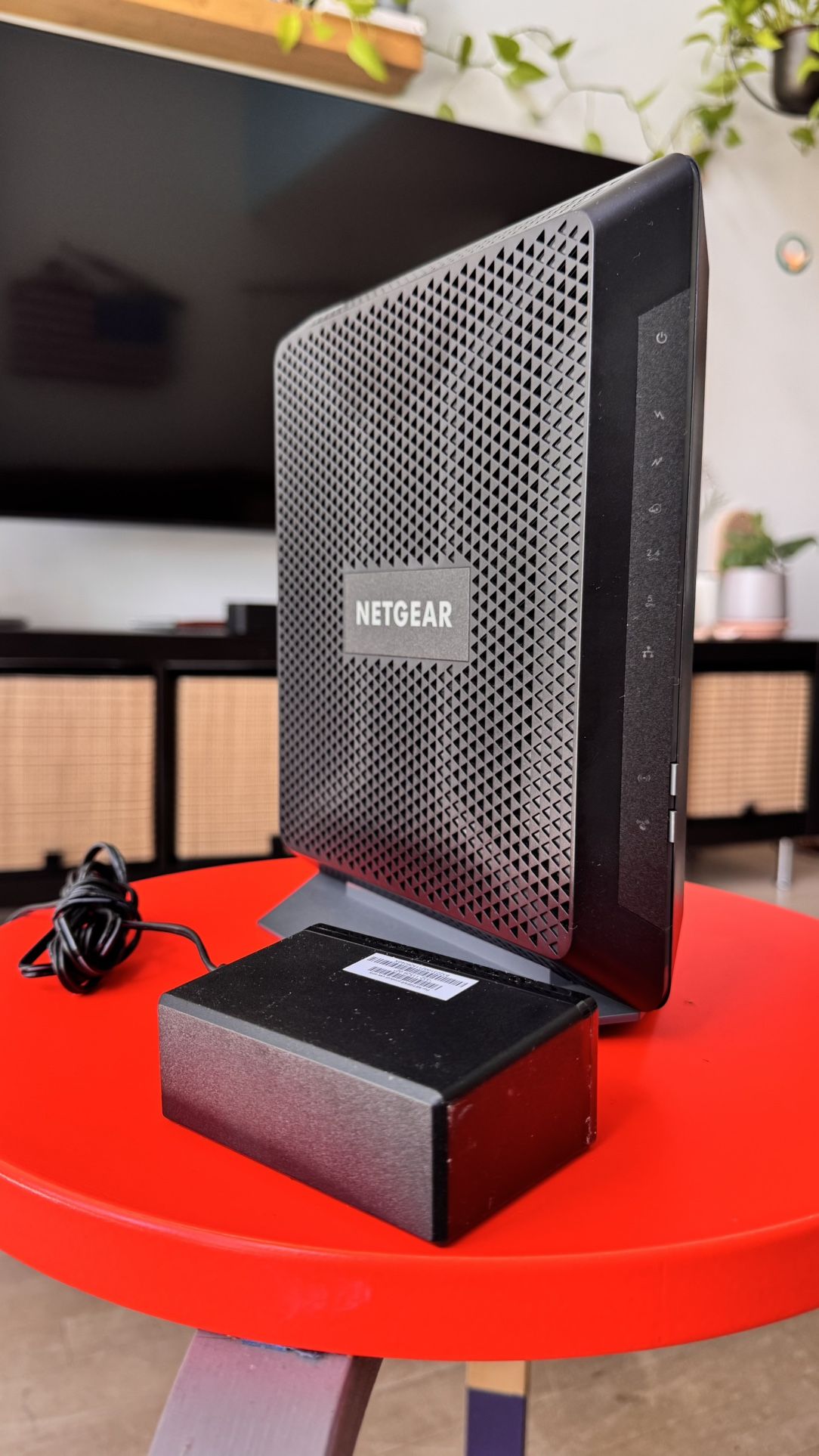 NETGEAR Nighthawk Modem Router Combo C7000-Compatible with Cable Providers Including Xfinity by Comcast, Spectrum, Cox,Plans Up to 800Mbps | AC1900 Wi
