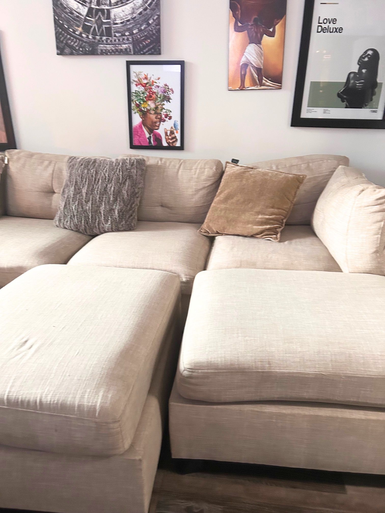 Couch For Sell 400$