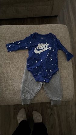 Nike 2 Pc blue splash Size 6 months