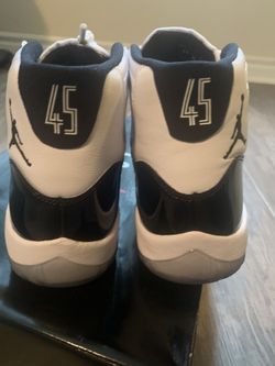 Air Jordan 11 - Size 10